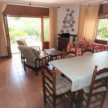 Casa Sant Amanc 6 Pax Con Piscina Comunitaria L15017 * Sant Feliu de Guixols