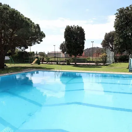 Casa Sant Amanc 6 Pax Con Piscina Comunitaria L15017
